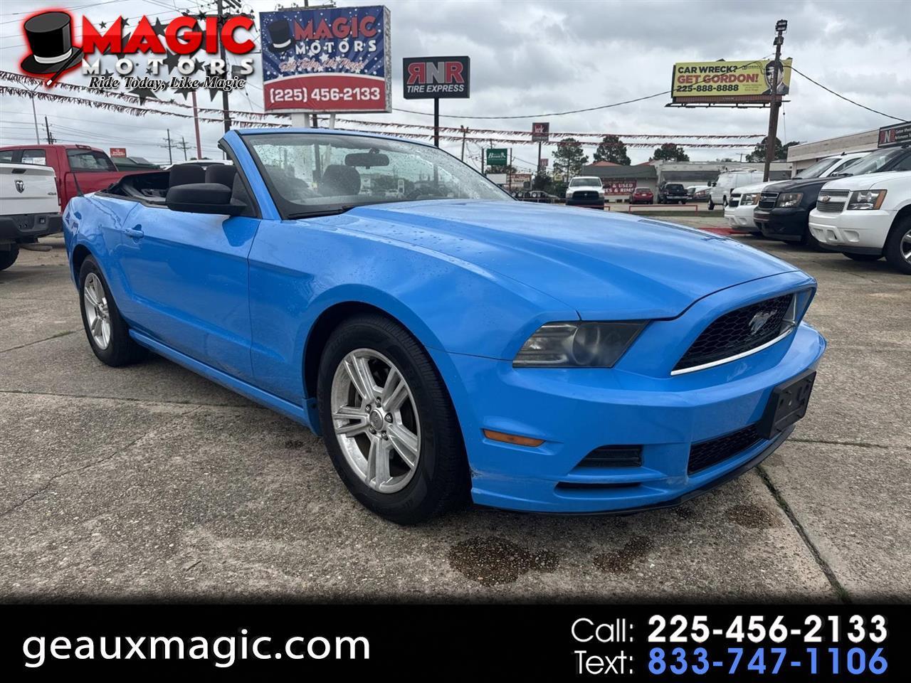 2013 Ford Mustang V6 Convertible
