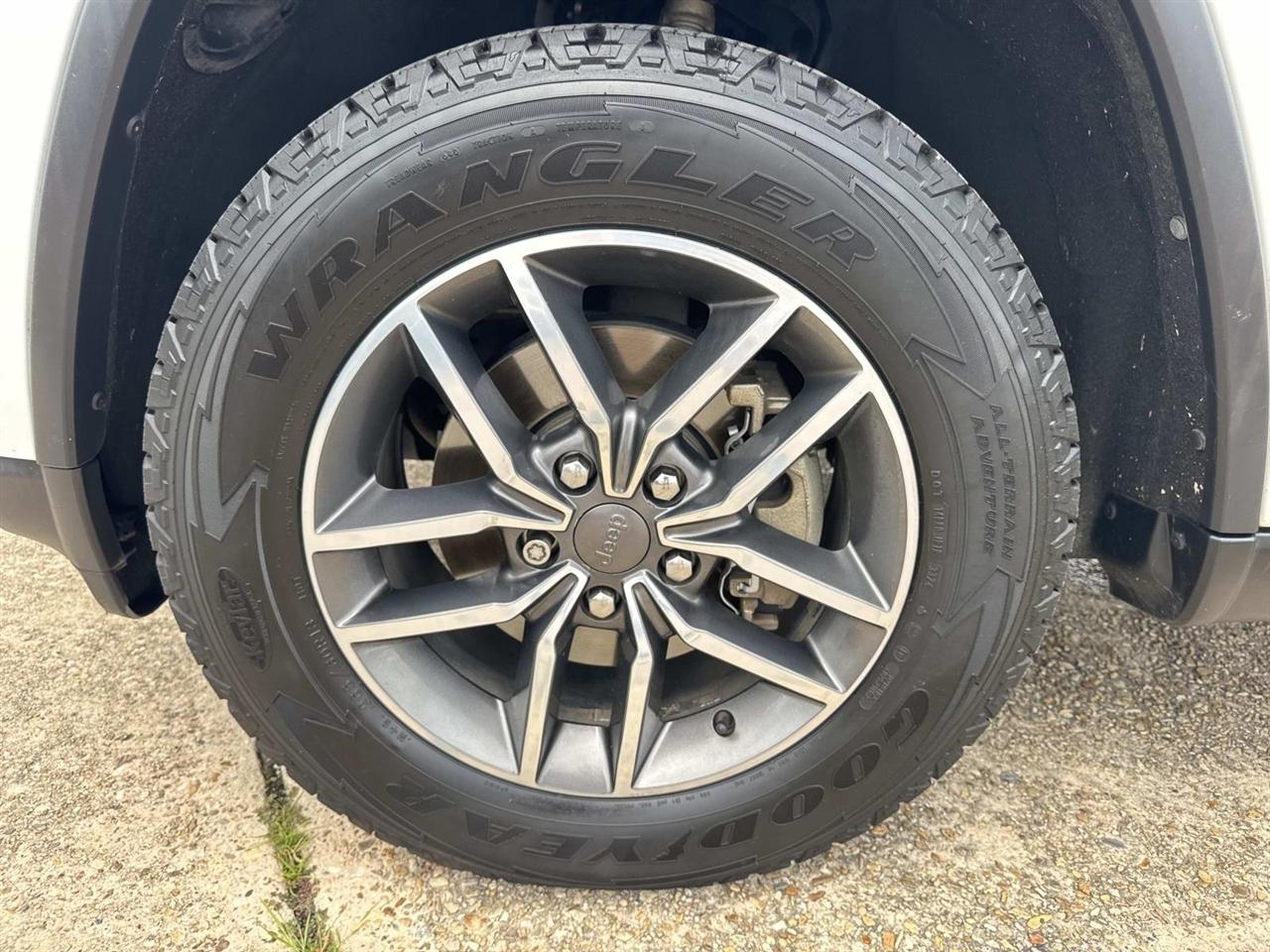 Jeep Grand Cherokee Limited 2WD 2019