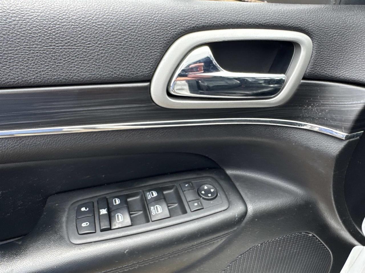 Jeep Grand Cherokee Limited 2WD 2019