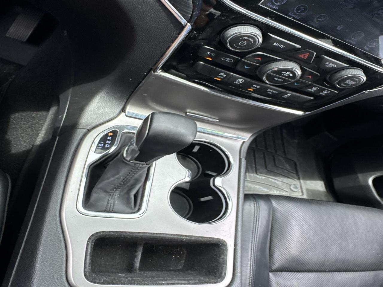 Jeep Grand Cherokee Limited 2WD 2019