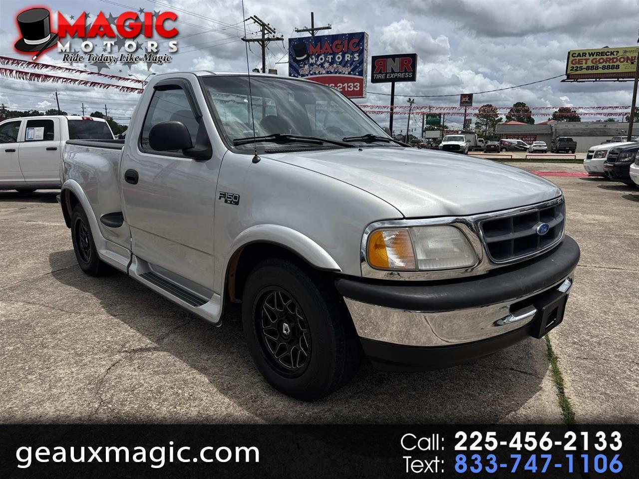 Ford F-150 Reg. Cab Flareside Short Bed 2WD 1997
