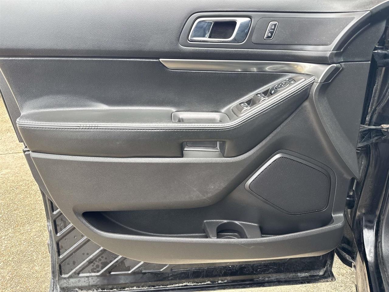 Ford Explorer Police 4WD 2015