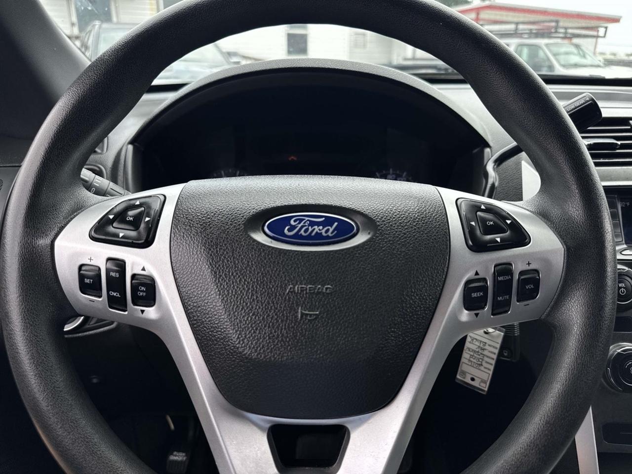 Ford Explorer Police 4WD 2015