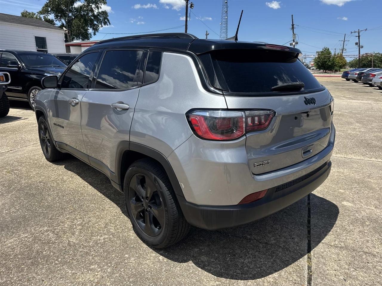 Jeep Compass Latitude FWD 2018