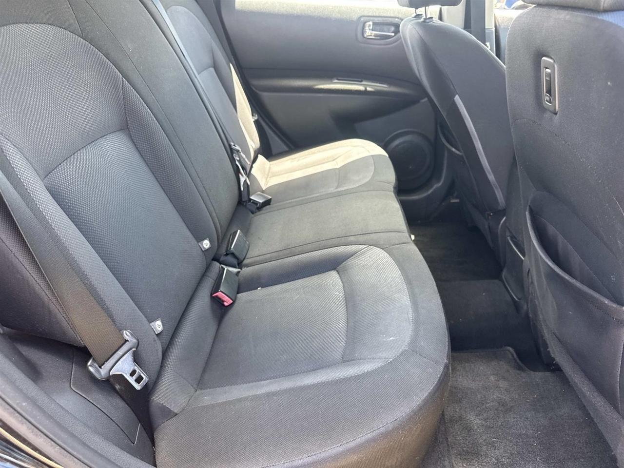 Nissan Rogue S AWD 2013