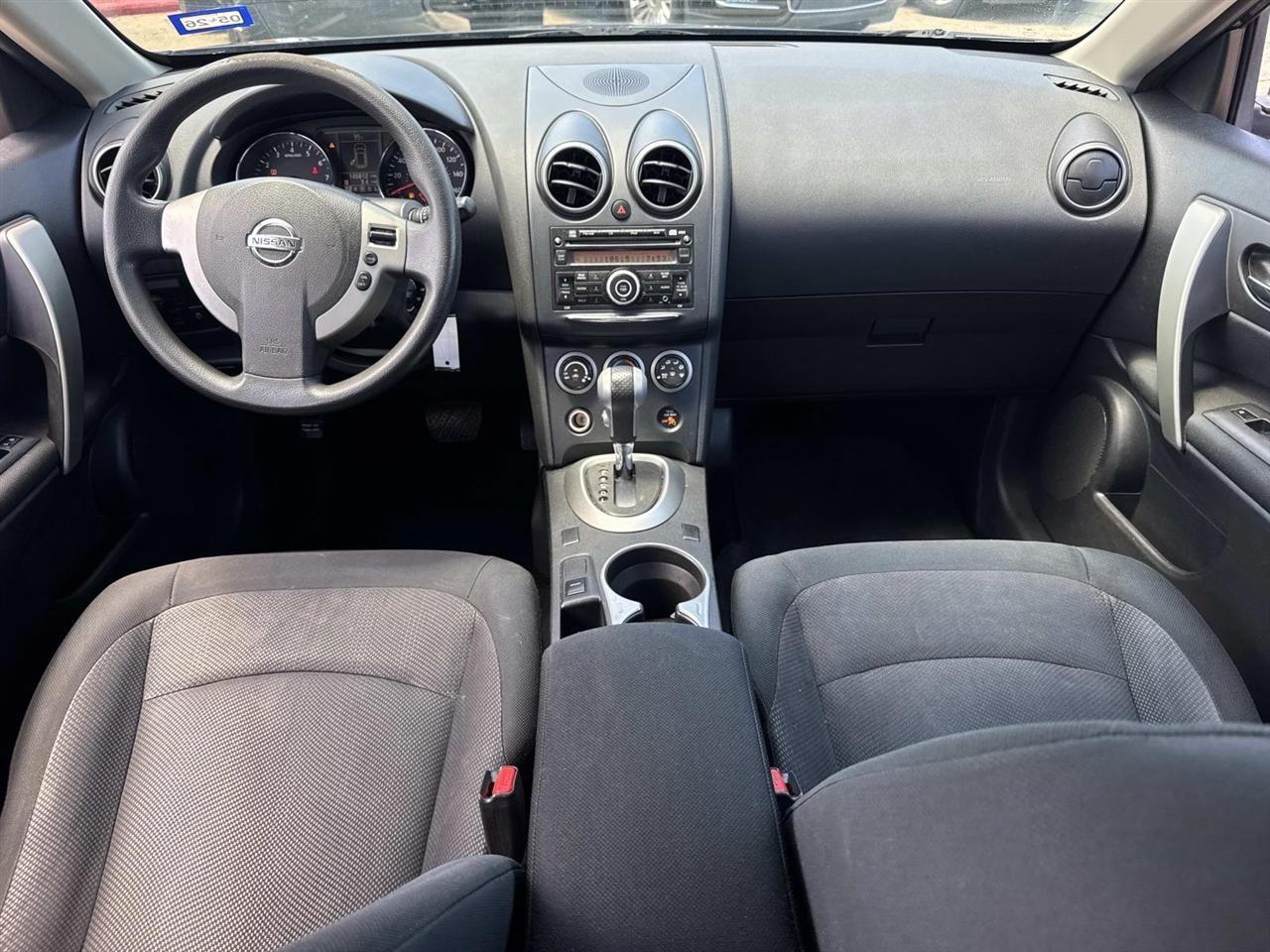 Nissan Rogue S AWD 2013