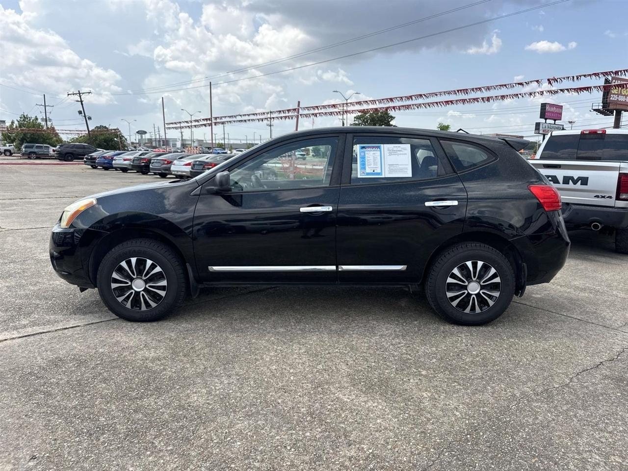 Nissan Rogue S AWD 2013