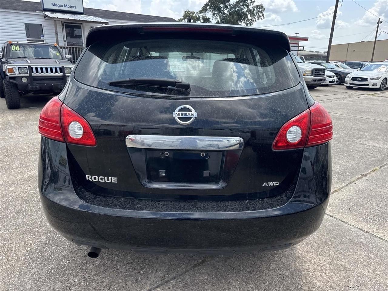Nissan Rogue S AWD 2013