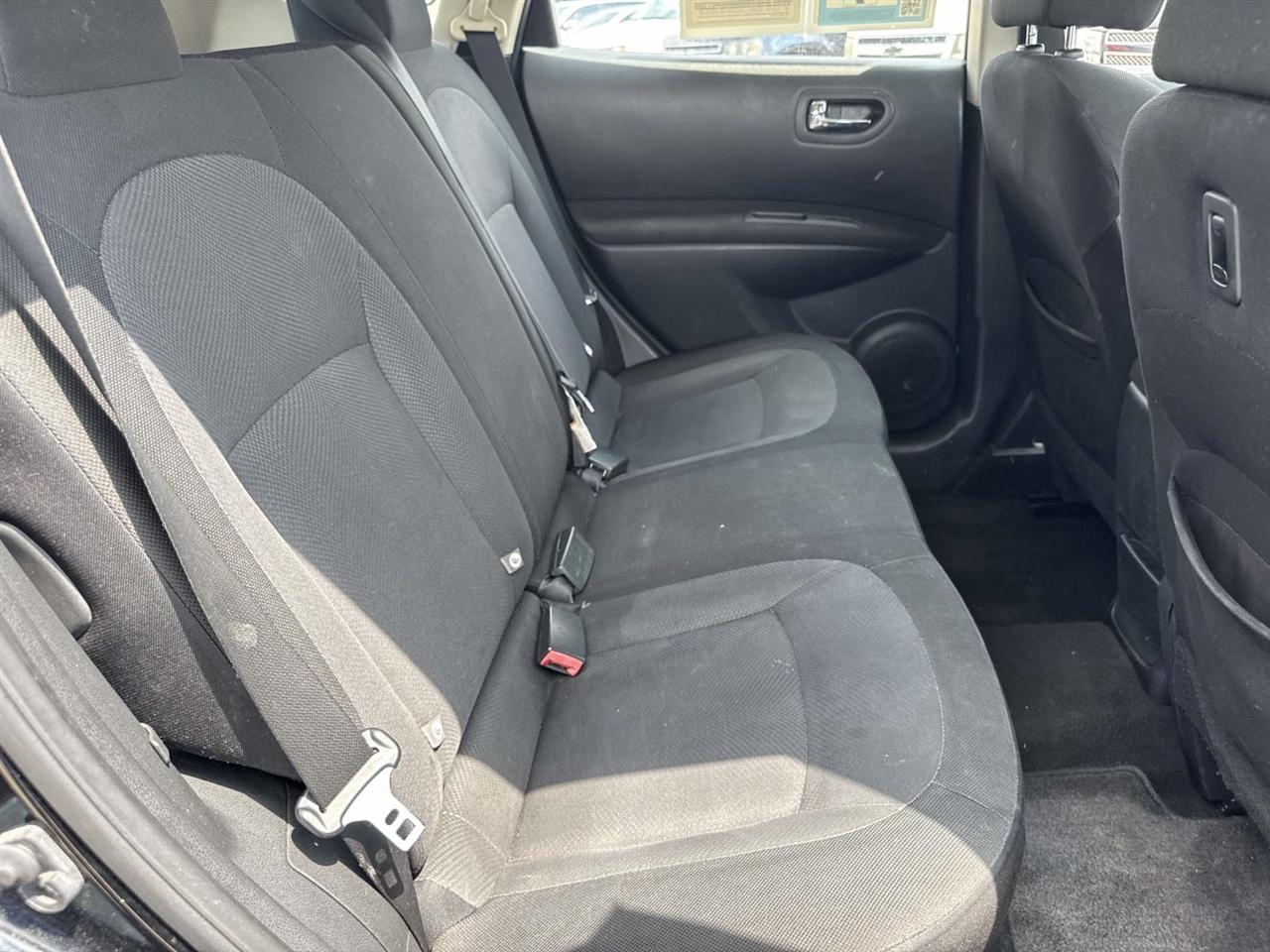 Nissan Rogue S AWD 2013