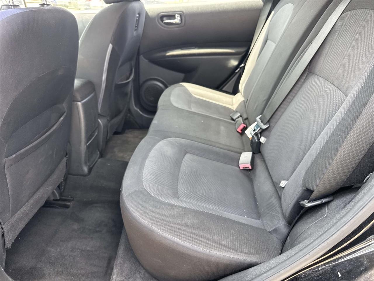 Nissan Rogue S AWD 2013