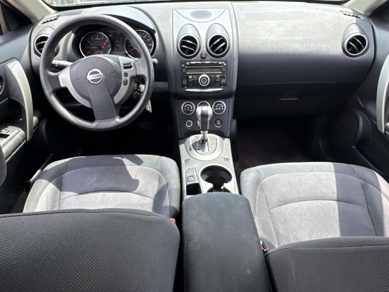 Nissan Rogue S AWD 2013