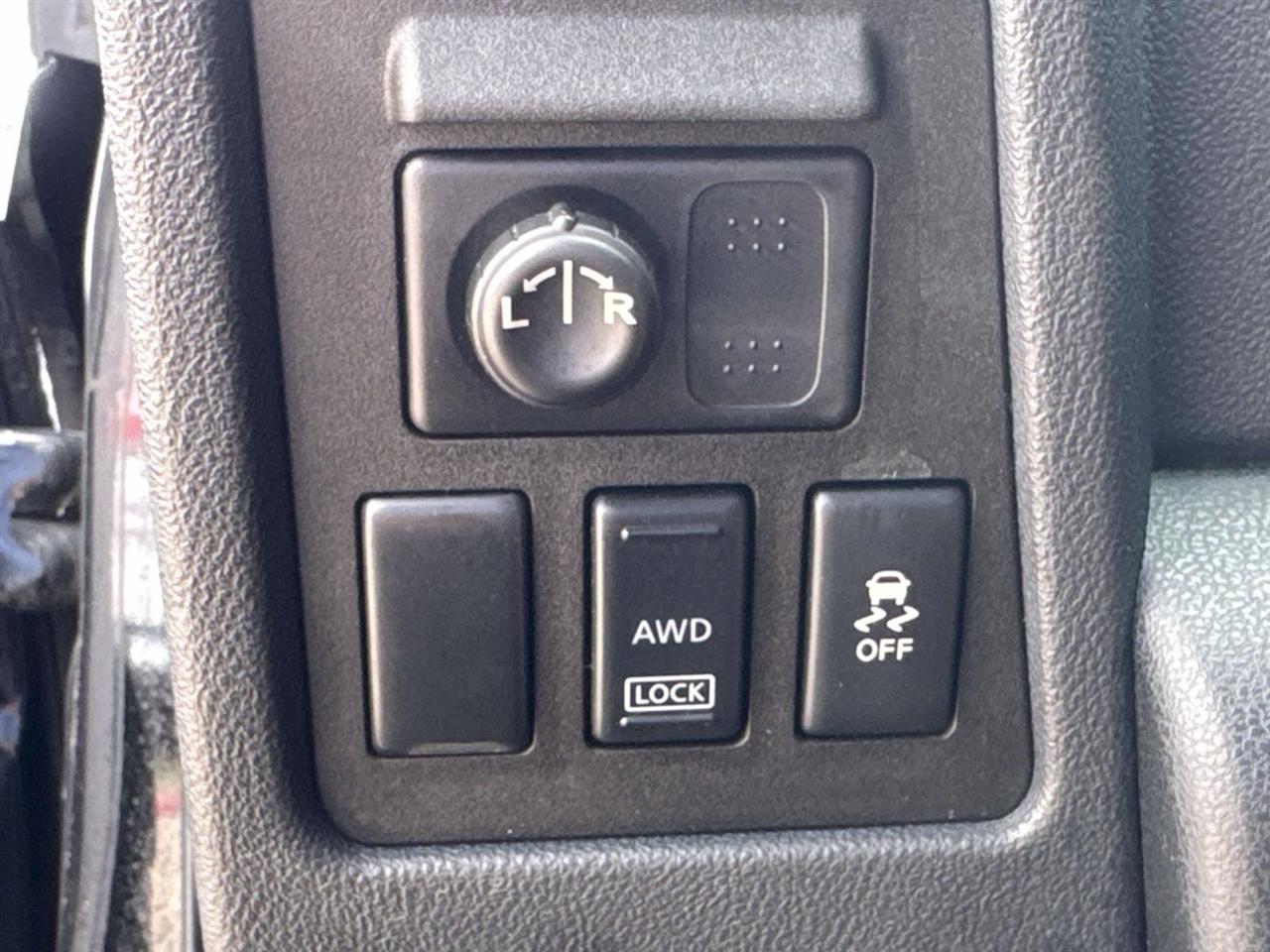 Nissan Rogue S AWD 2013