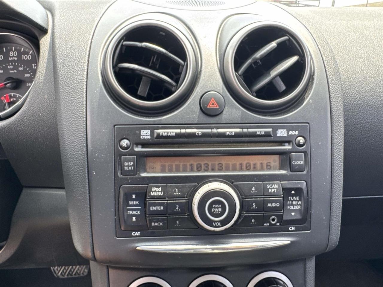 Nissan Rogue S AWD 2013