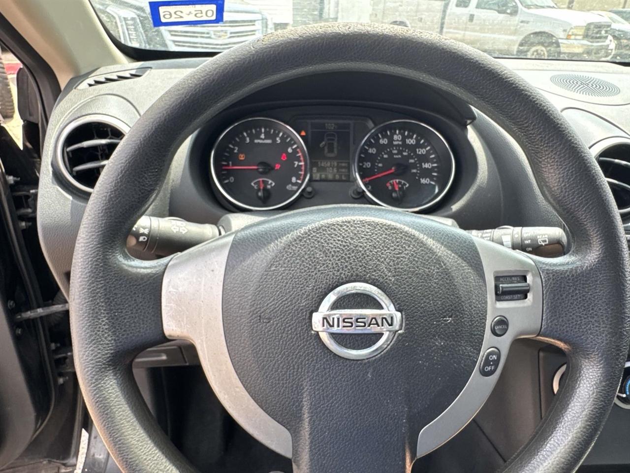 Nissan Rogue S AWD 2013