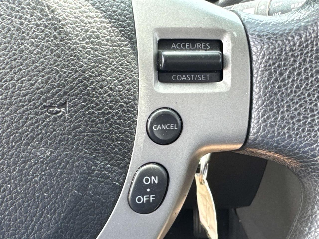 Nissan Rogue S AWD 2013