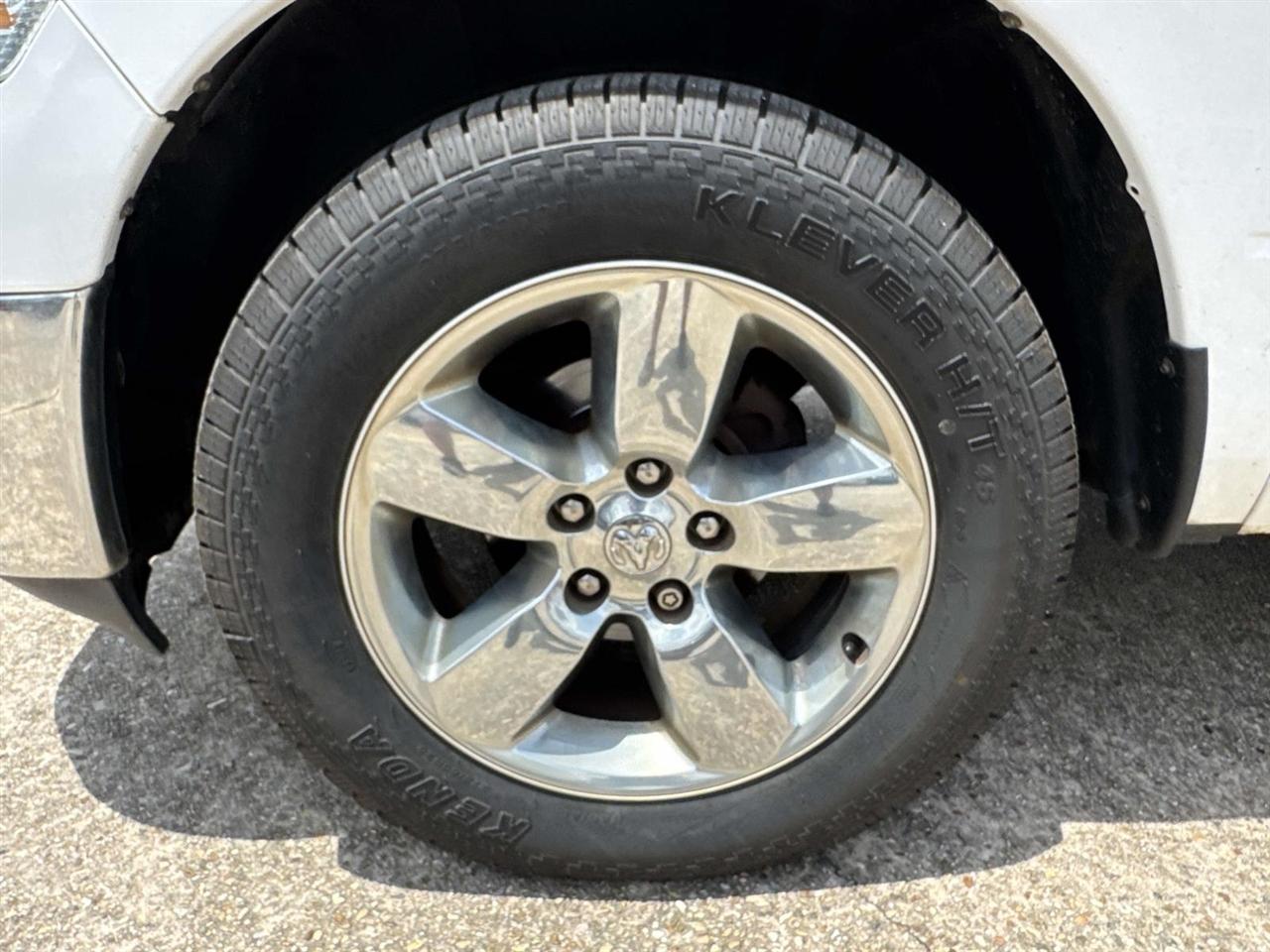RAM 1500 SLT Crew Cab SWB 2WD 2016