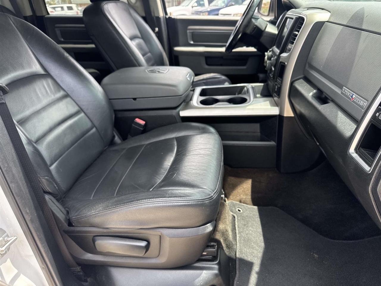 RAM 1500 SLT Crew Cab SWB 2WD 2016