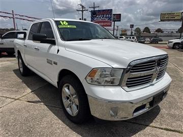 2016 RAM 1500 SLT Crew Cab SWB 2WD