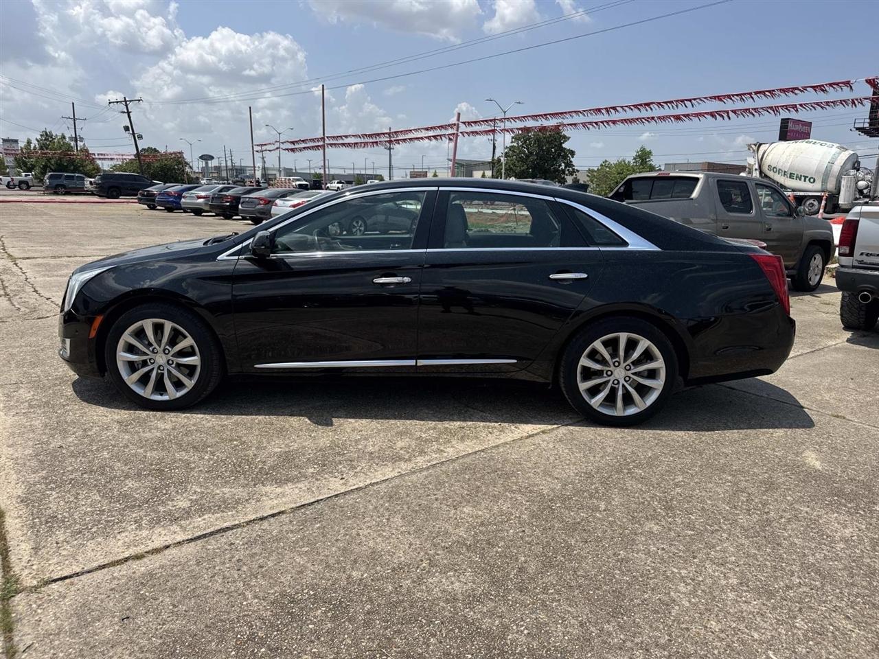 Cadillac XTS Luxury FWD 2017