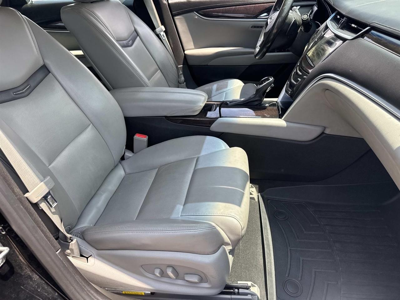 Cadillac XTS Luxury FWD 2017