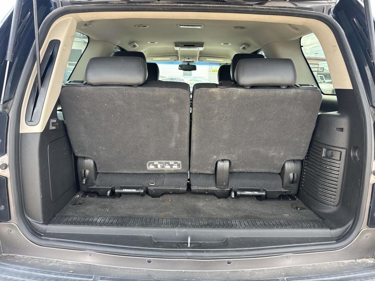 GMC Yukon SLT 2WD 2013