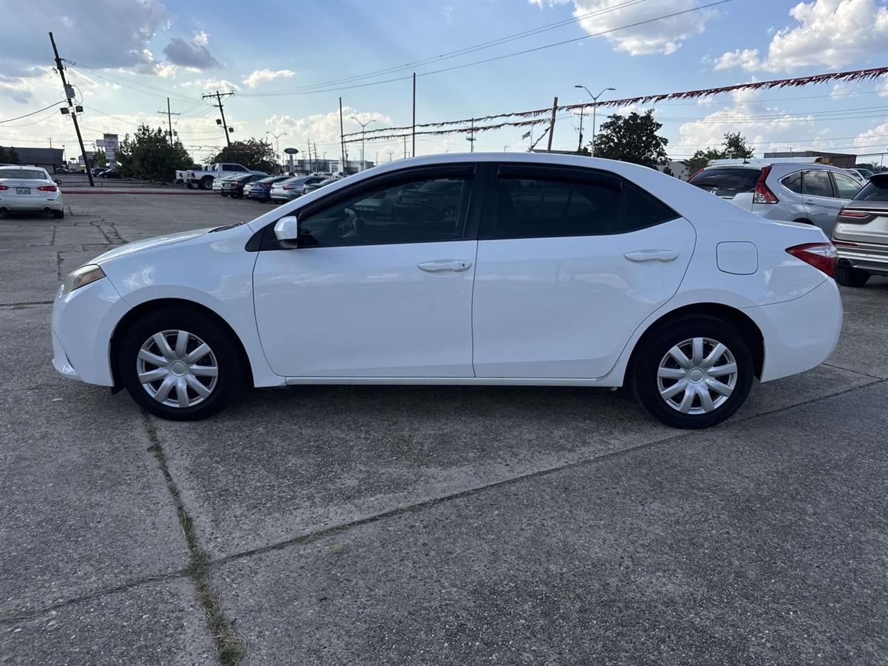 Toyota Corolla L 4-Speed AT 2014