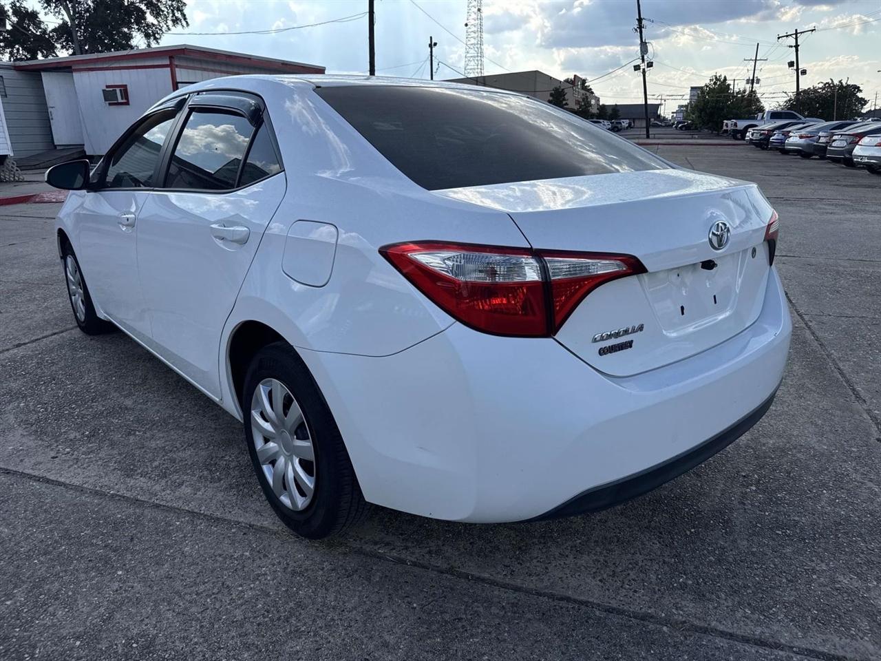 Toyota Corolla L 4-Speed AT 2014