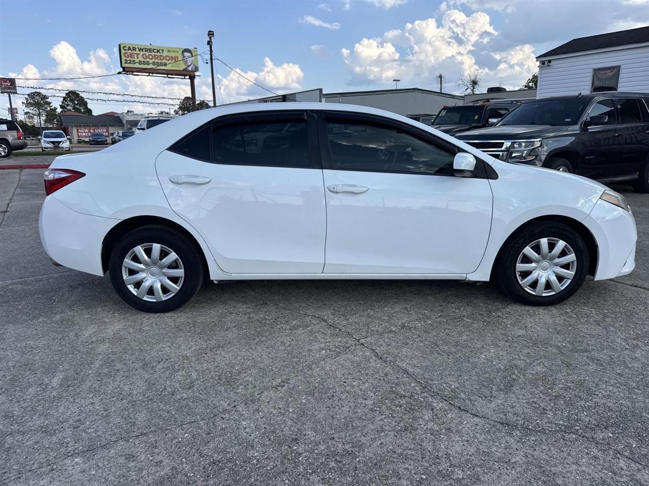 Toyota Corolla L 4-Speed AT 2014