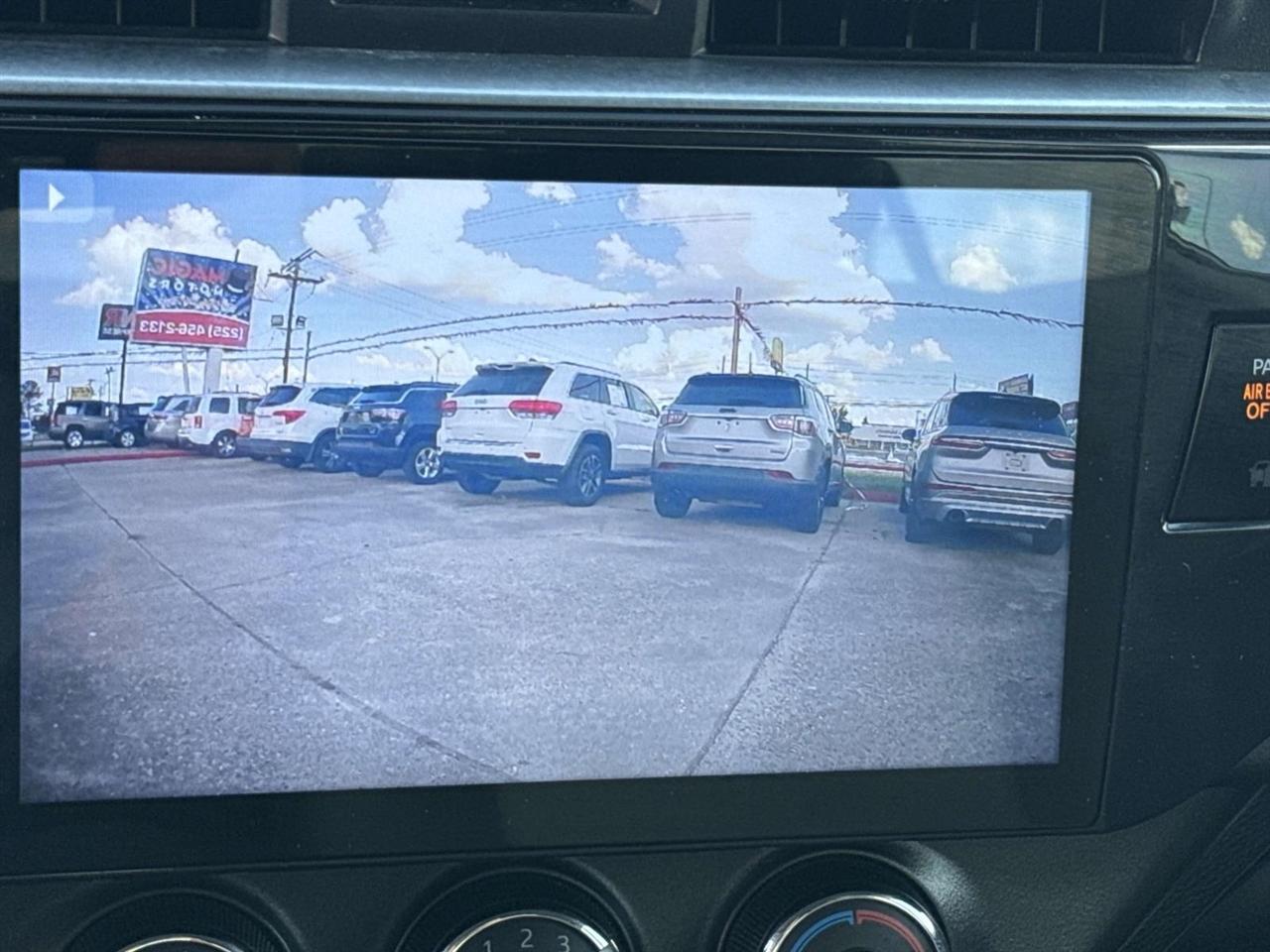 Toyota Corolla L 4-Speed AT 2014