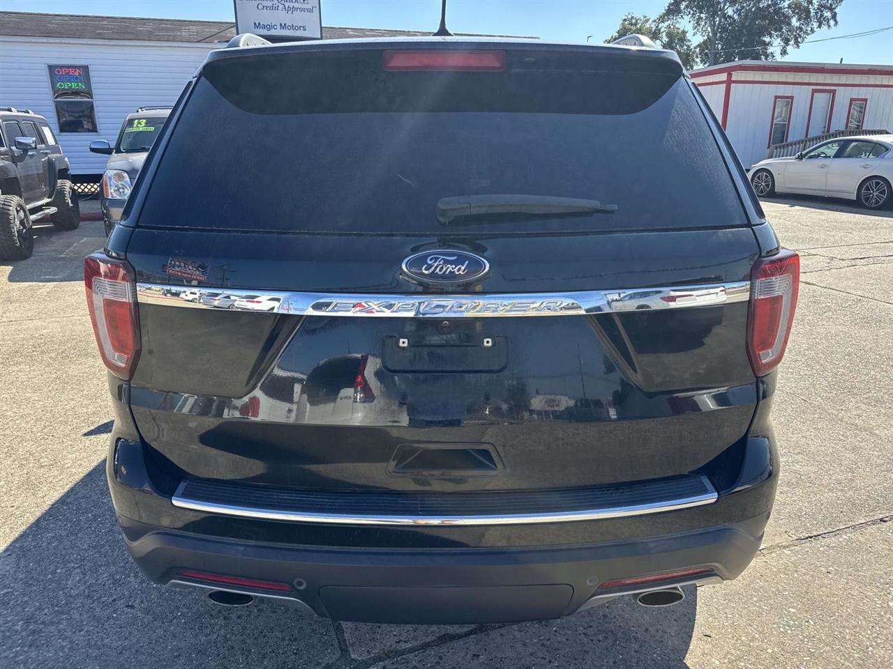 Ford Explorer XLT FWD 2018