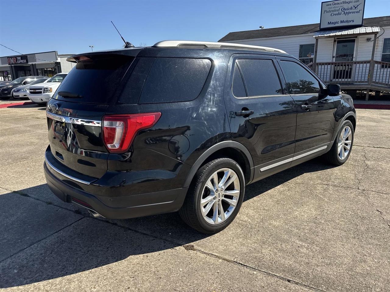 Ford Explorer XLT FWD 2018