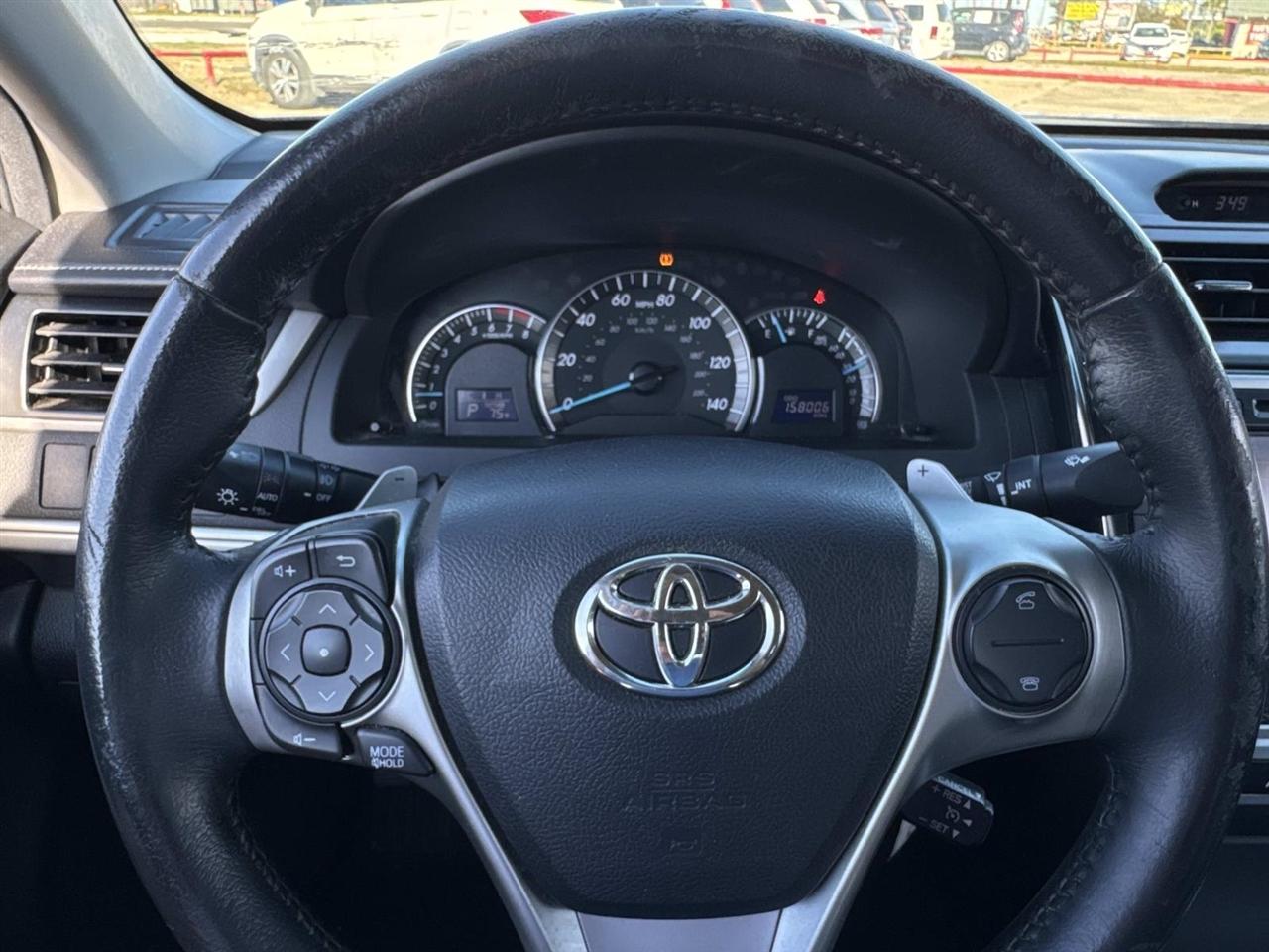 Toyota Camry SE 2014