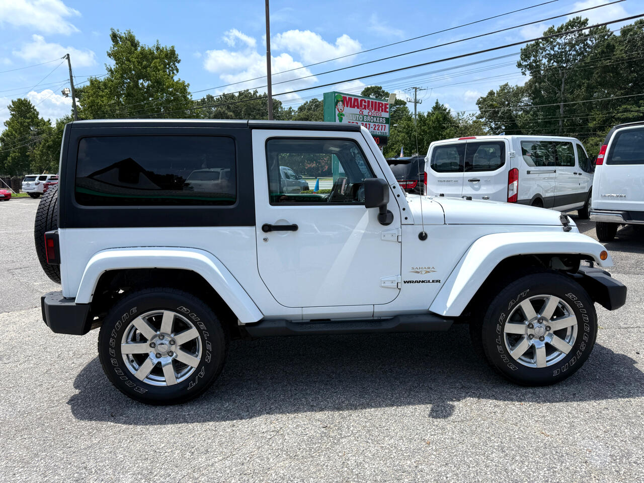Jeep Wrangler 4WD 2dr Sahara 2012