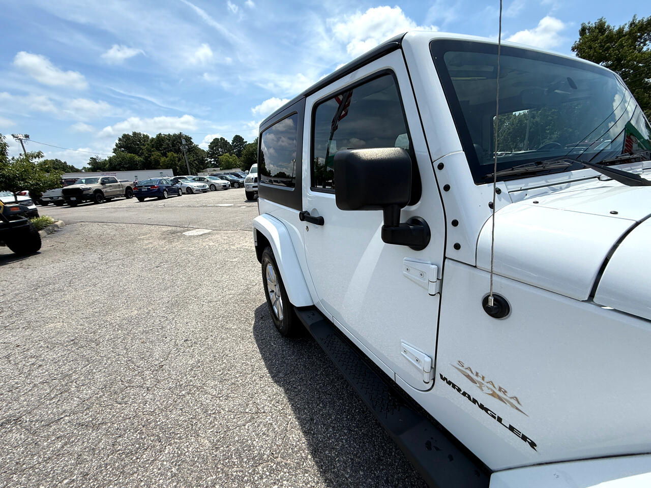 Jeep Wrangler 4WD 2dr Sahara 2012