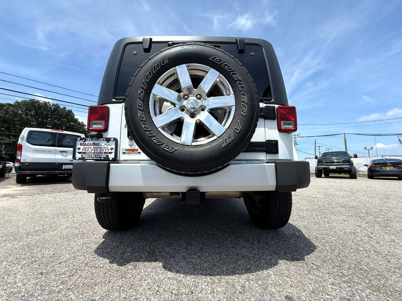 Jeep Wrangler 4WD 2dr Sahara 2012