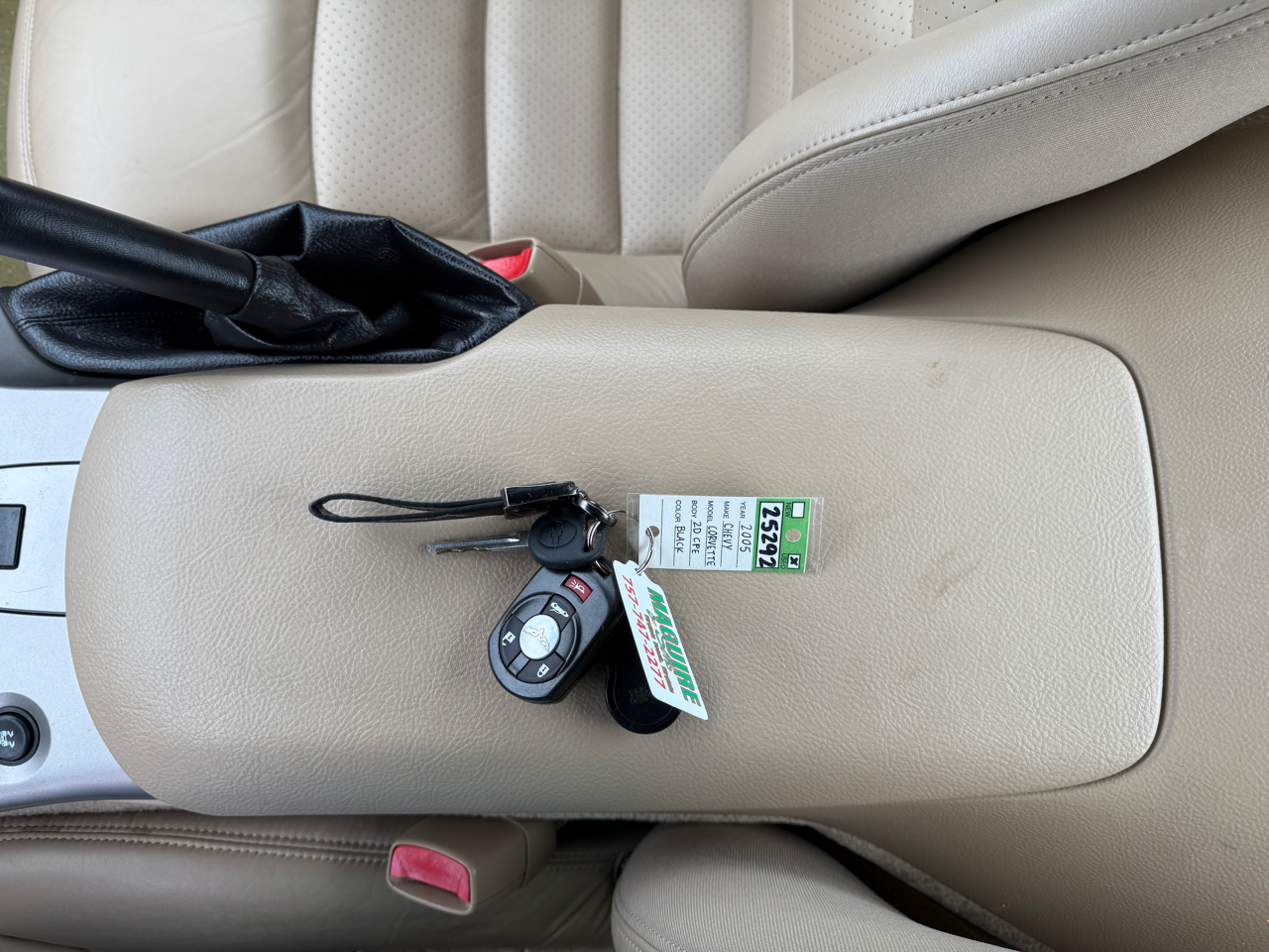 Chevrolet Corvette 2dr Cpe 2005