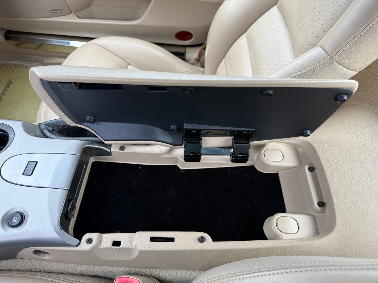 Chevrolet Corvette 2dr Cpe 2005