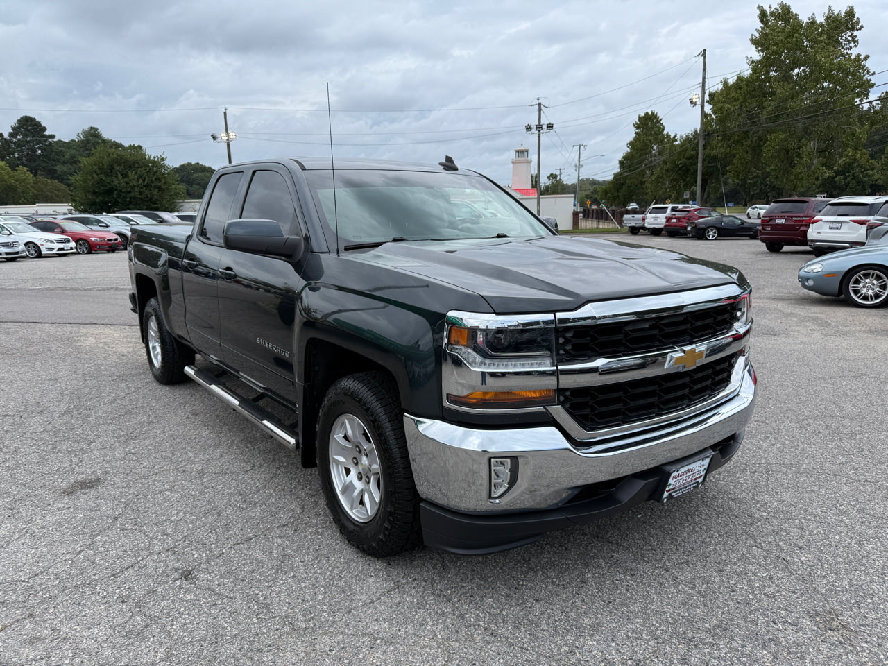 Chevrolet Silverado 1500 4WD Double Cab 143.5" LT w/1LT 2017