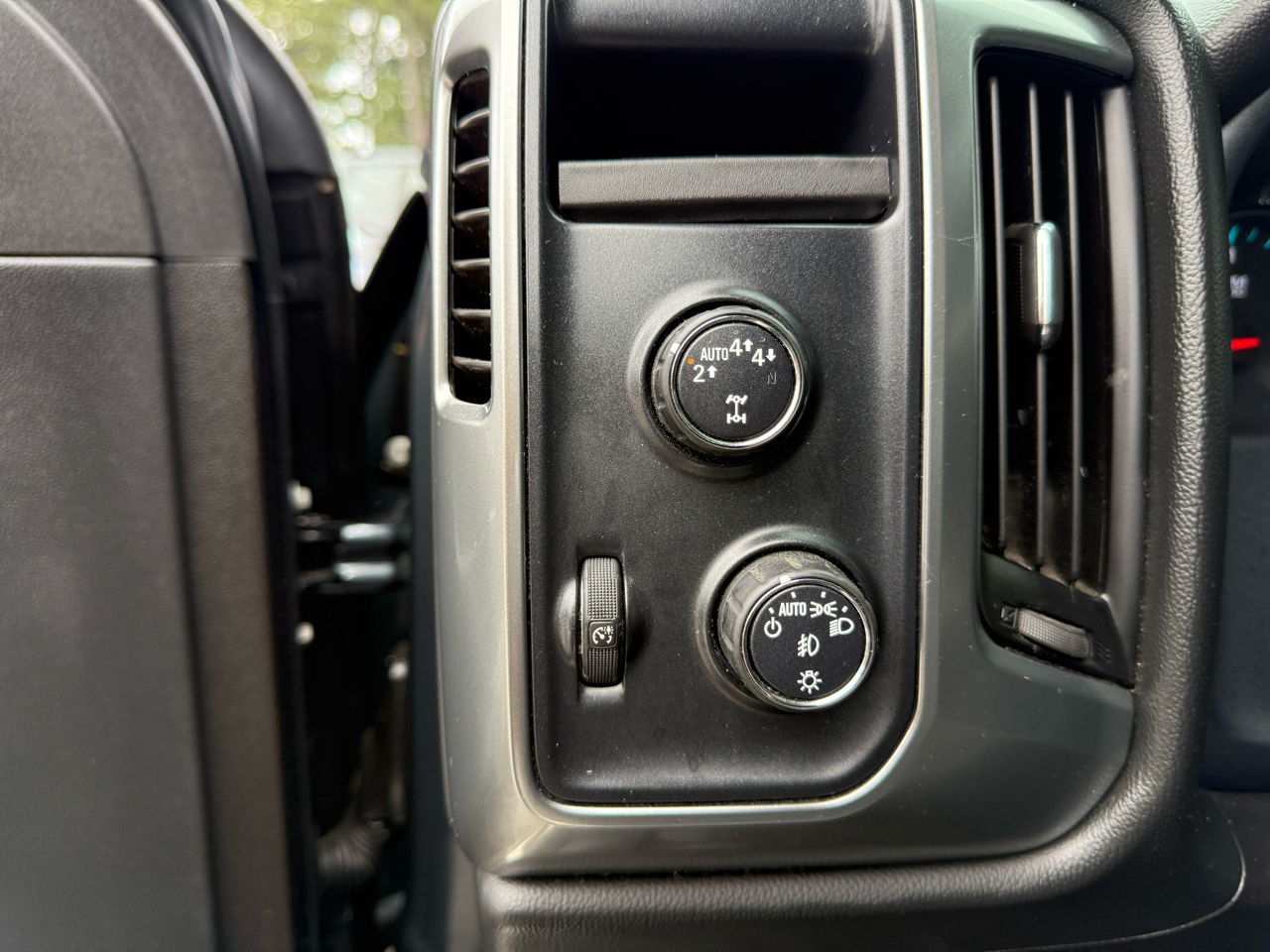 Chevrolet Silverado 1500 4WD Double Cab 143.5" LT w/1LT 2017