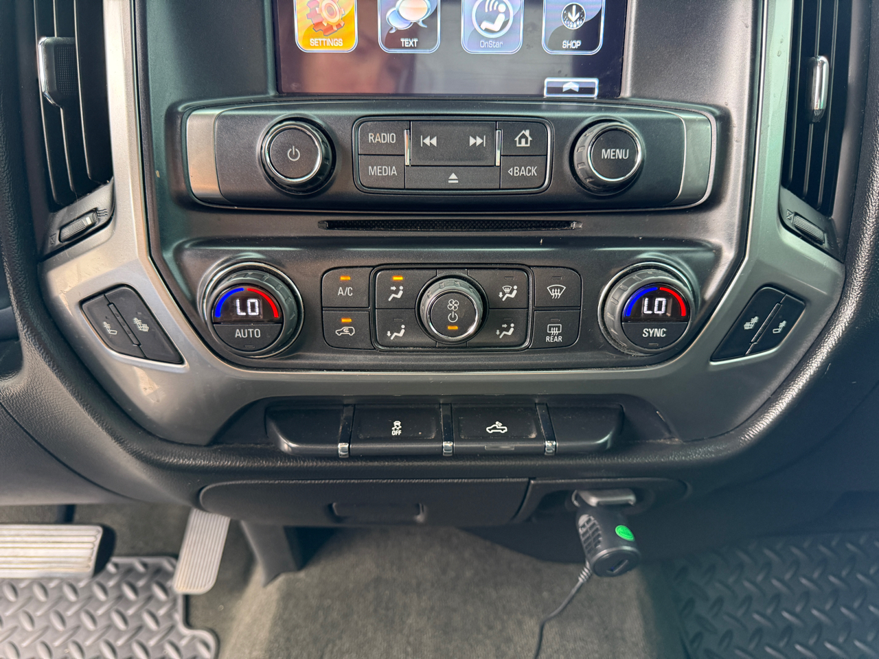 Chevrolet Silverado 1500 4WD Double Cab 143.5" LT w/1LT 2017