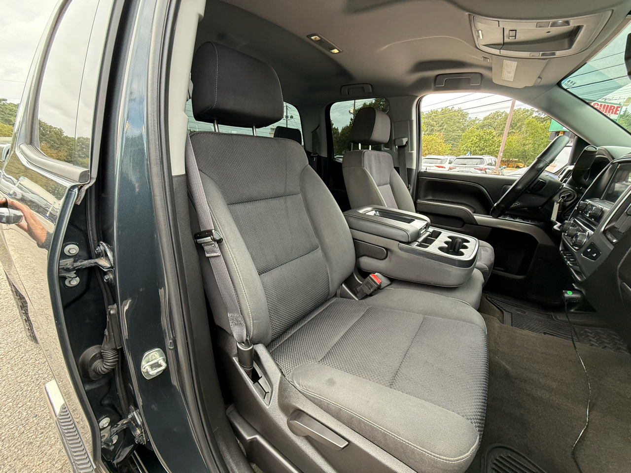 Chevrolet Silverado 1500 4WD Double Cab 143.5" LT w/1LT 2017