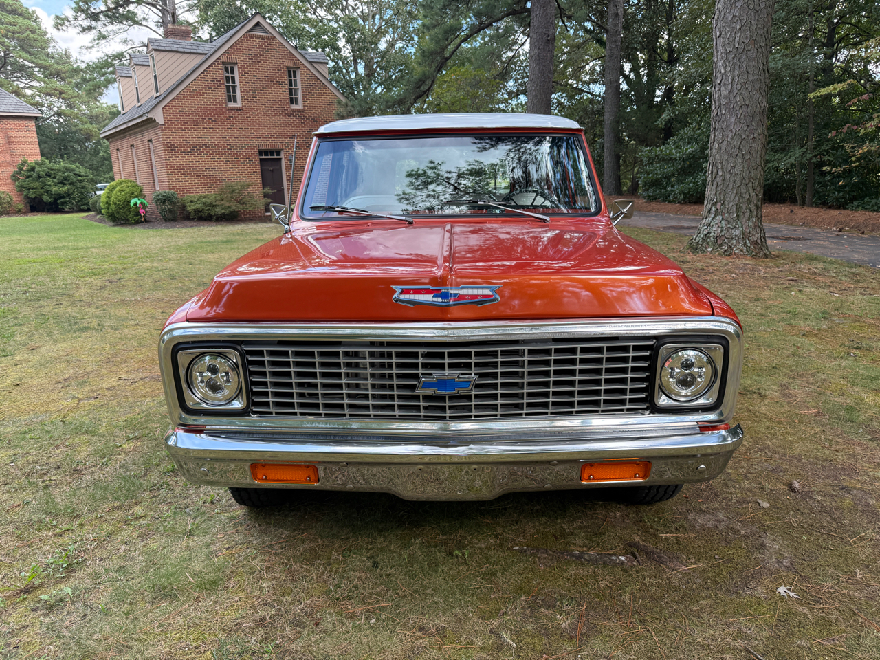 Chevrolet Suburban  1972