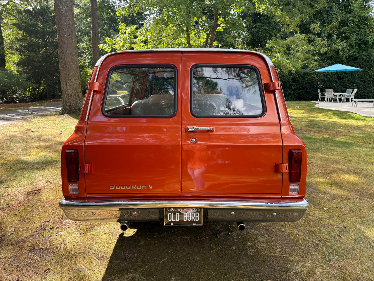 Chevrolet Suburban  1972