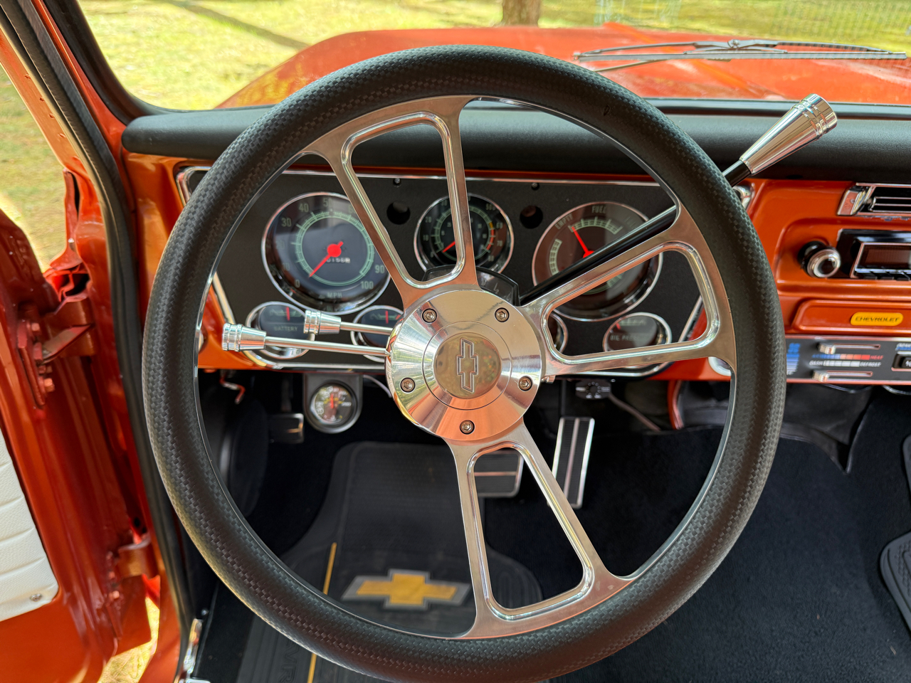 Chevrolet Suburban  1972