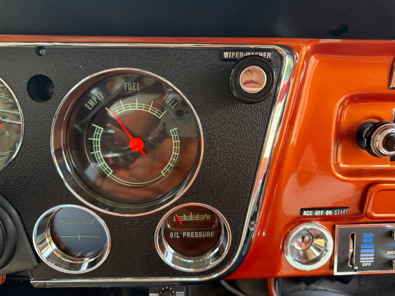 Chevrolet Suburban  1972