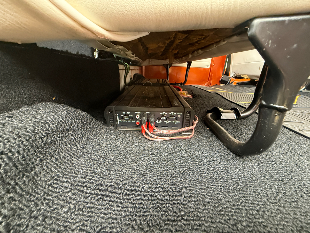 Chevrolet Suburban  1972