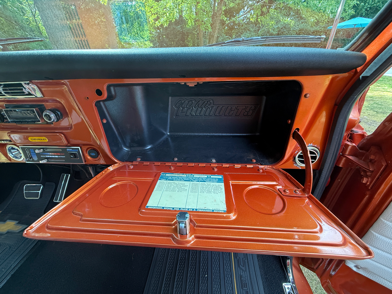 Chevrolet Suburban  1972