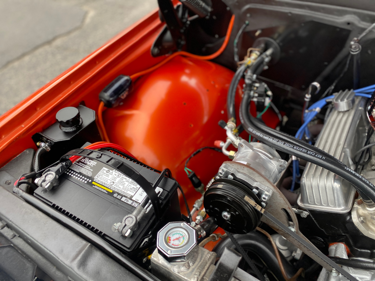 Chevrolet Suburban  1972