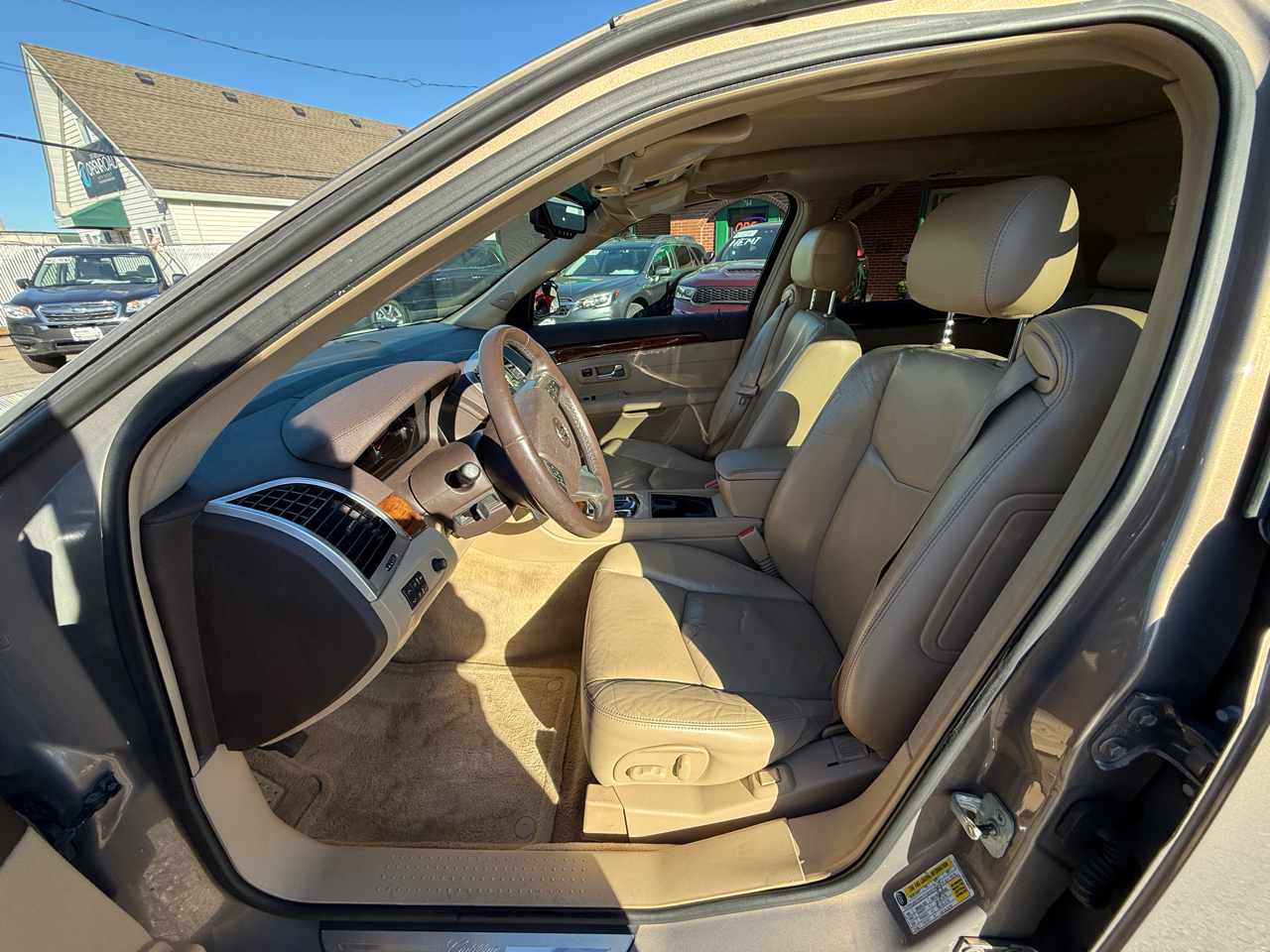 Cadillac SRX AWD 4dr V6 2008