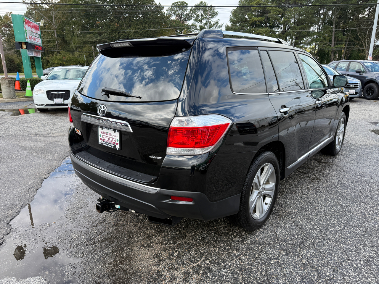 Toyota Highlander 4WD 4dr V6 Limited (Natl) 2013